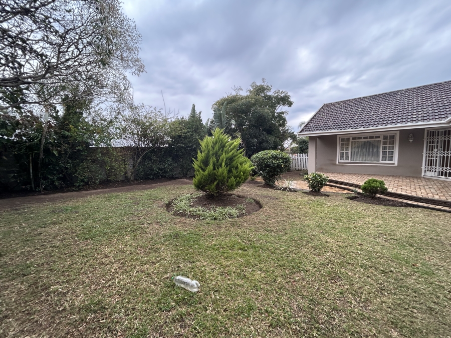 5 Bedroom Property for Sale in Beacon Bay Eastern Cape